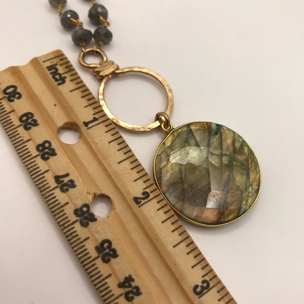 Elegant Long Gold-Tone and Faux Stone Pendant Necklace - Picture 8 of 11